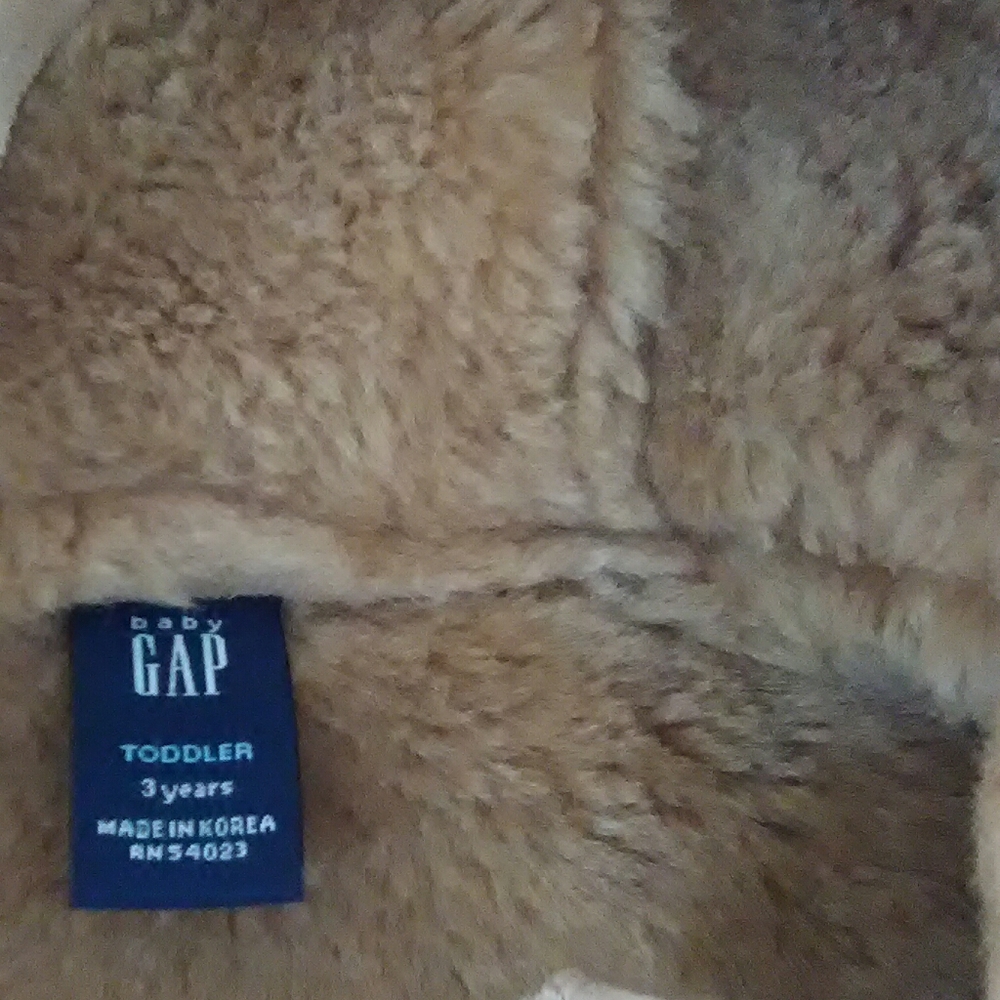 Little girls tan baby Gap coat. - Picture 2 of 4